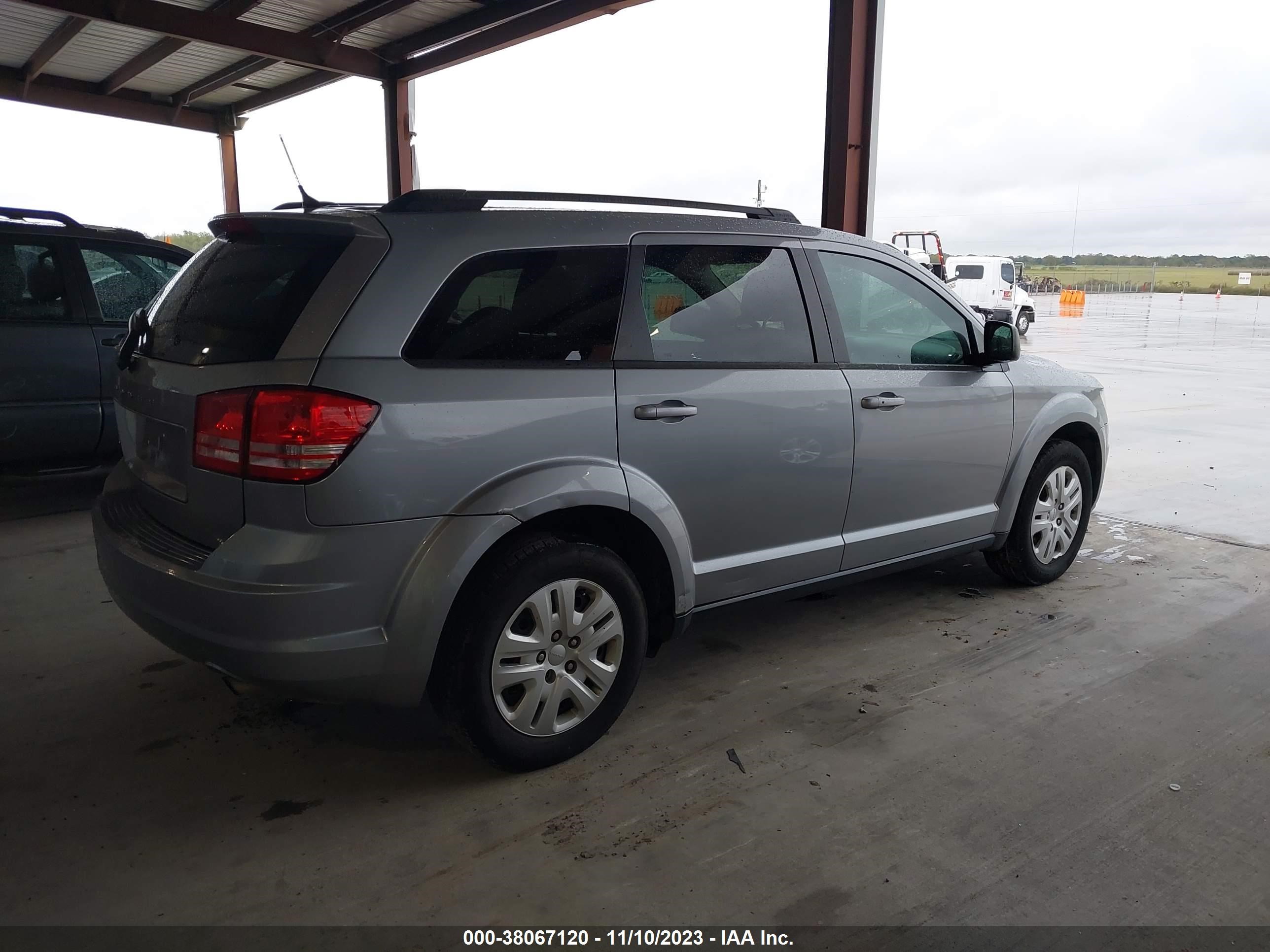 Photo 3 VIN: 3C4PDCAB7GT103613 - DODGE JOURNEY 