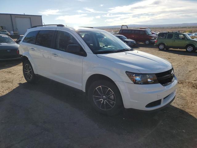 Photo 3 VIN: 3C4PDCAB7JT217151 - DODGE JOURNEY SE 