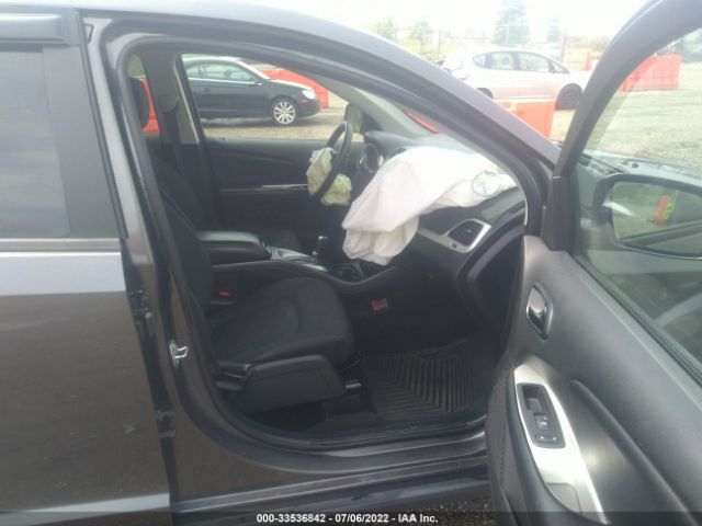 Photo 4 VIN: 3C4PDCAB7JT288317 - DODGE JOURNEY 