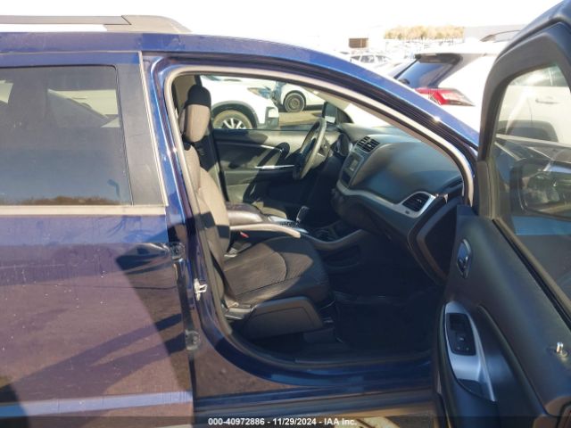 Photo 4 VIN: 3C4PDCAB7JT363369 - DODGE JOURNEY 