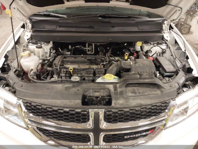 Photo 9 VIN: 3C4PDCAB7JT474696 - DODGE JOURNEY 