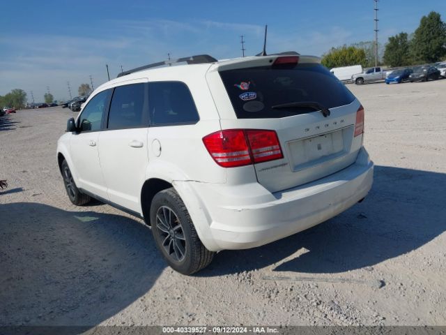 Photo 2 VIN: 3C4PDCAB7JT498061 - DODGE JOURNEY 