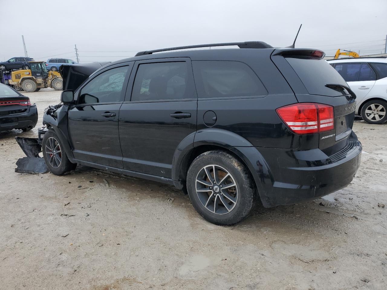 Photo 1 VIN: 3C4PDCAB7JT530829 - DODGE JOURNEY 