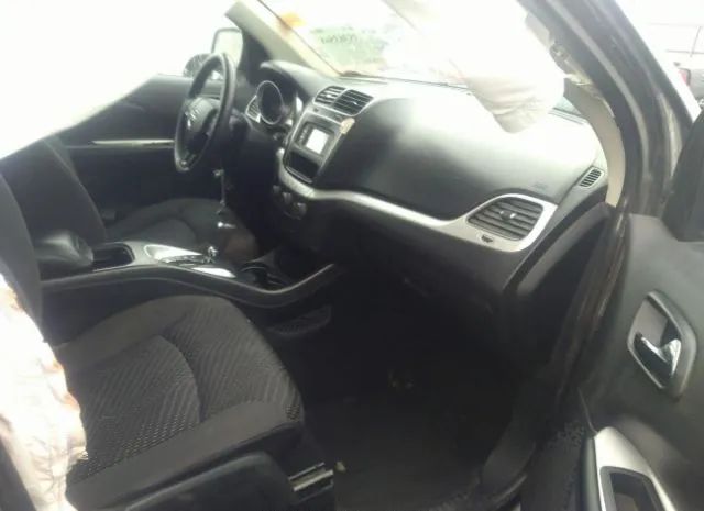 Photo 4 VIN: 3C4PDCAB7JT533925 - DODGE JOURNEY 