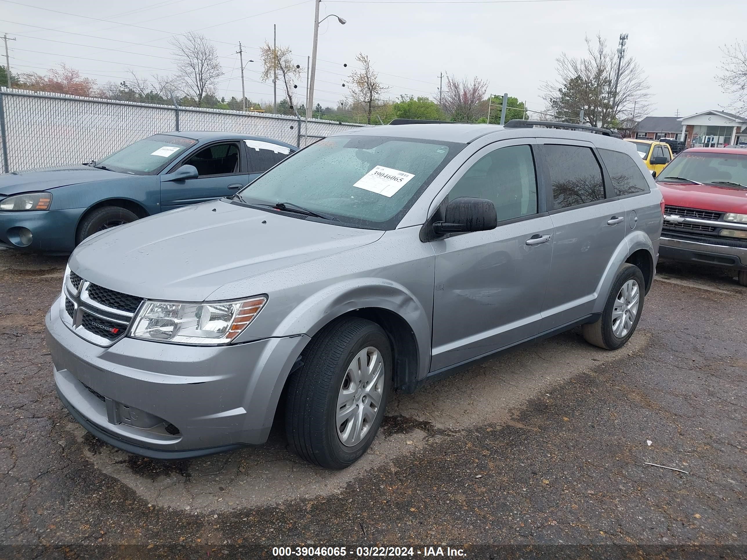 Photo 1 VIN: 3C4PDCAB8HT504332 - DODGE JOURNEY 