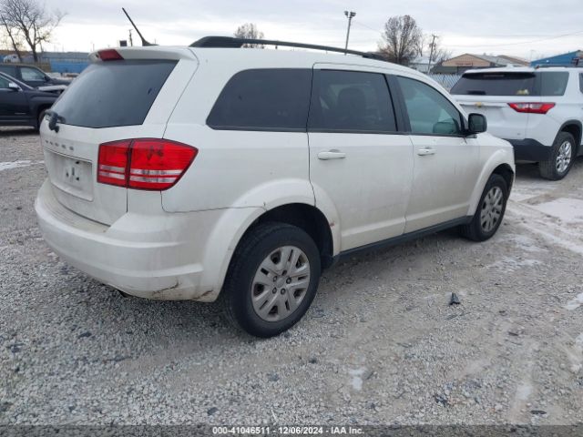 Photo 3 VIN: 3C4PDCAB8HT507456 - DODGE JOURNEY 