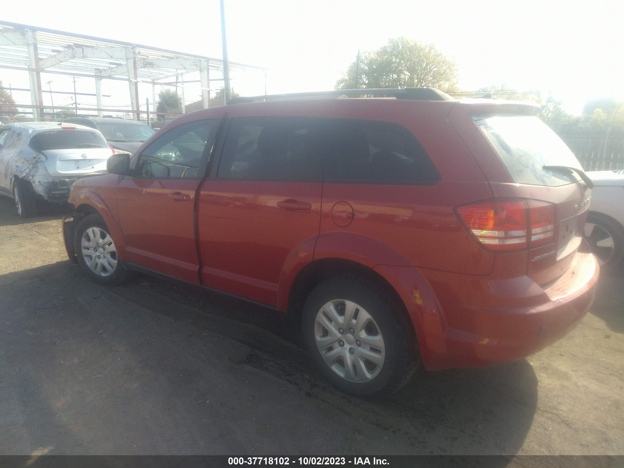 Photo 2 VIN: 3C4PDCAB8HT560836 - DODGE JOURNEY 