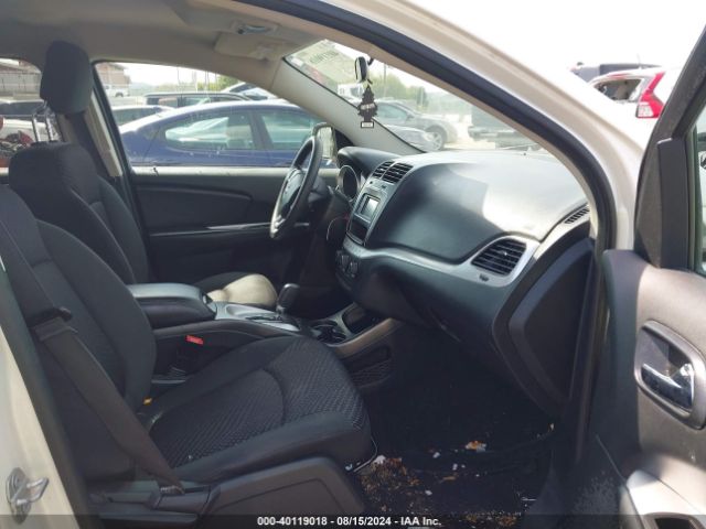 Photo 4 VIN: 3C4PDCAB8HT709102 - DODGE JOURNEY 