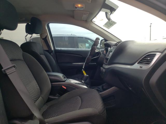 Photo 4 VIN: 3C4PDCAB8JT188775 - DODGE JOURNEY SE 