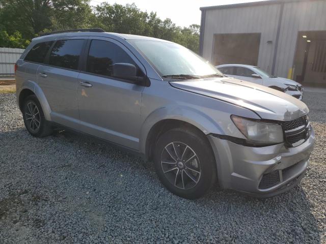 Photo 3 VIN: 3C4PDCAB8JT241443 - DODGE JOURNEY SE 