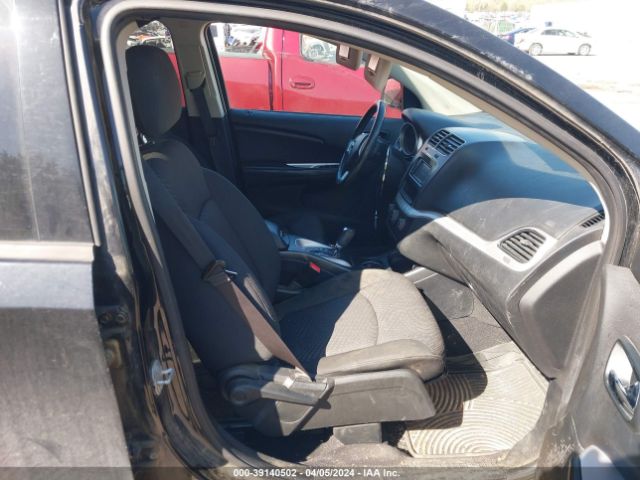 Photo 4 VIN: 3C4PDCAB8JT385798 - DODGE JOURNEY 