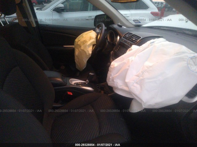 Photo 4 VIN: 3C4PDCAB8JT386157 - DODGE JOURNEY 