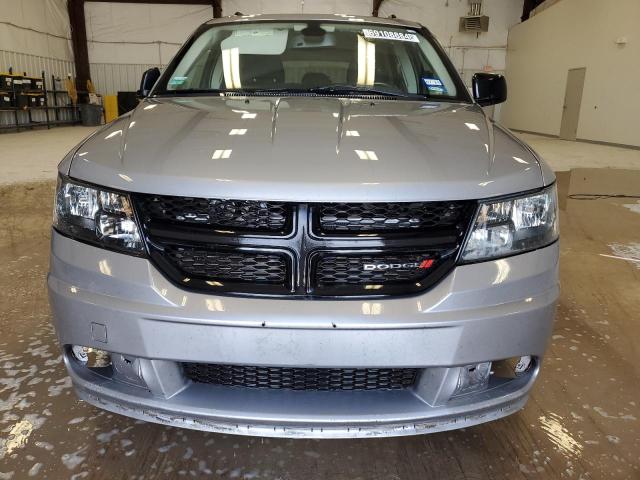 Photo 4 VIN: 3C4PDCAB8JT427547 - DODGE JOURNEY SE 