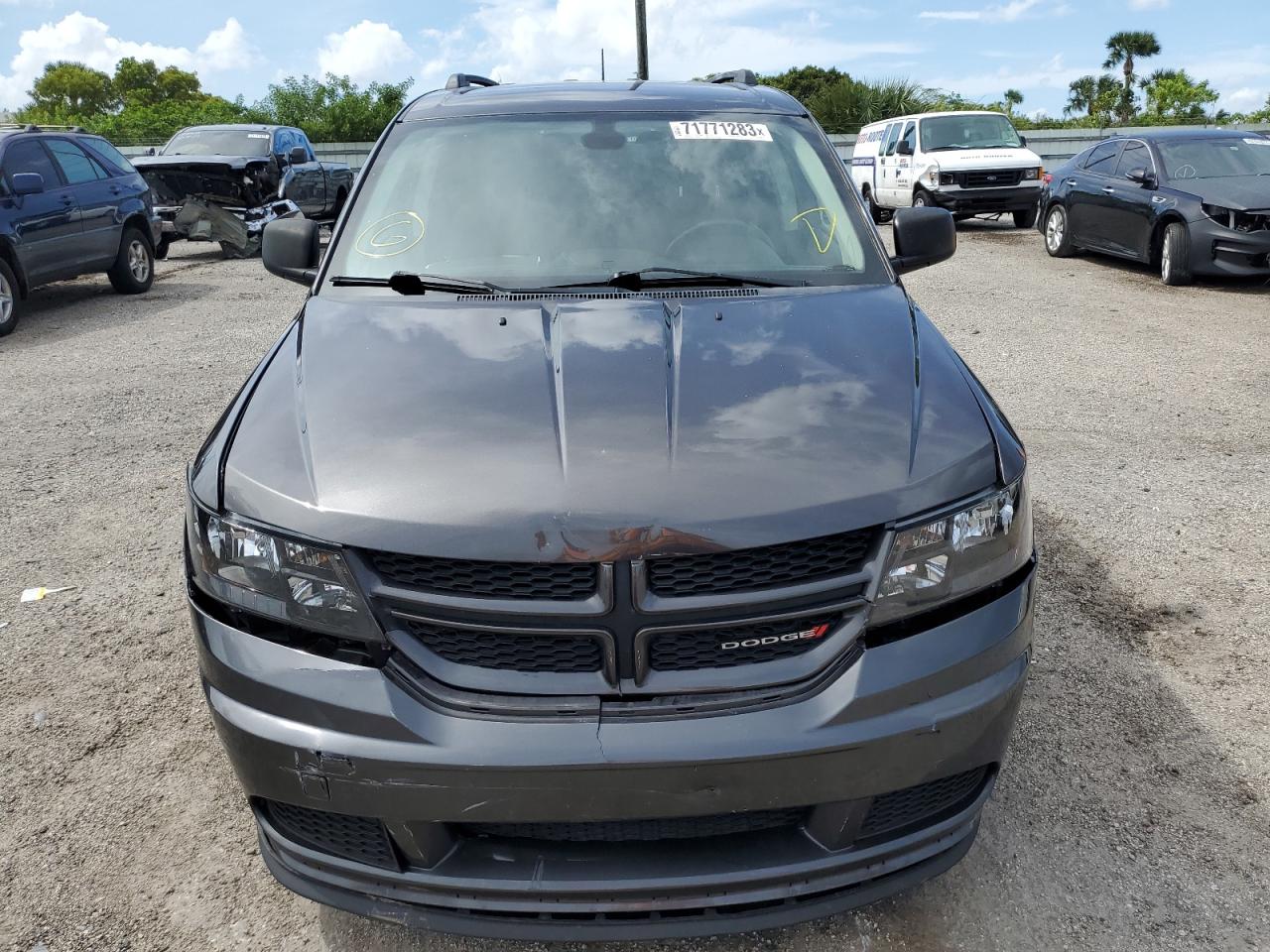 Photo 4 VIN: 3C4PDCAB8JT446230 - DODGE JOURNEY 