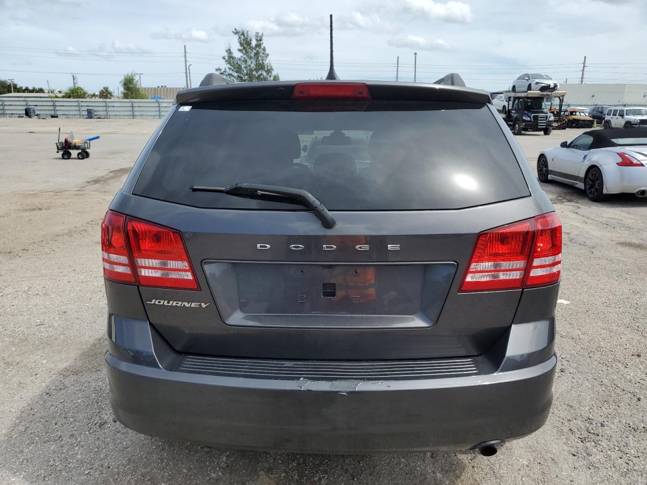 Photo 5 VIN: 3C4PDCAB8JT446230 - DODGE JOURNEY 