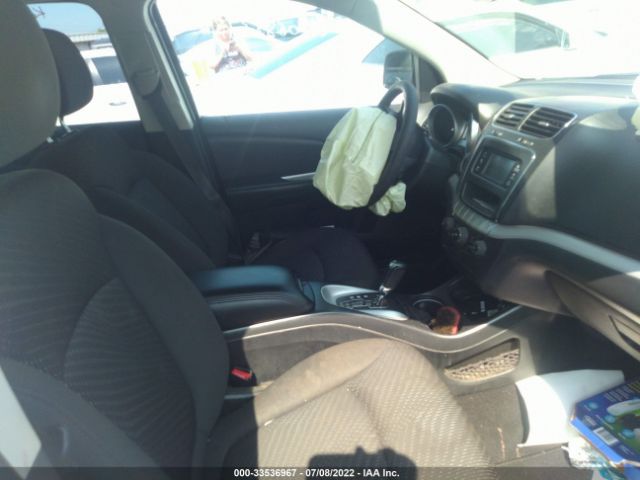 Photo 4 VIN: 3C4PDCAB8JT446924 - DODGE JOURNEY 