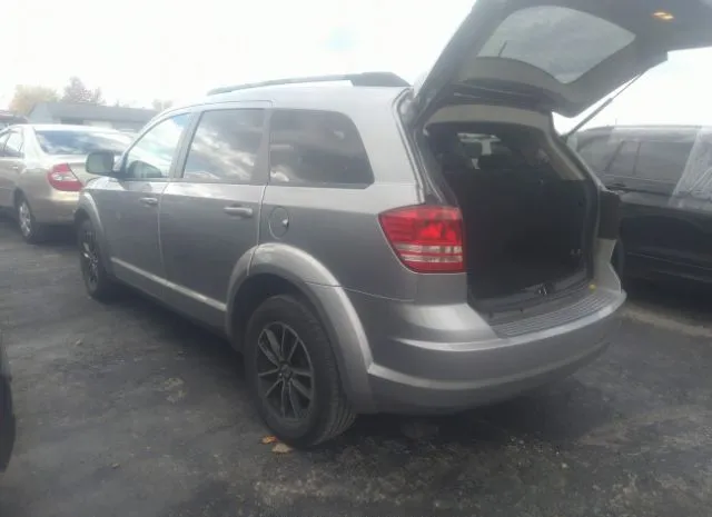 Photo 2 VIN: 3C4PDCAB8JT473962 - DODGE JOURNEY 