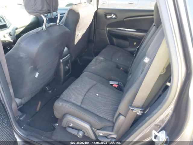 Photo 7 VIN: 3C4PDCAB8KT864675 - DODGE JOURNEY 