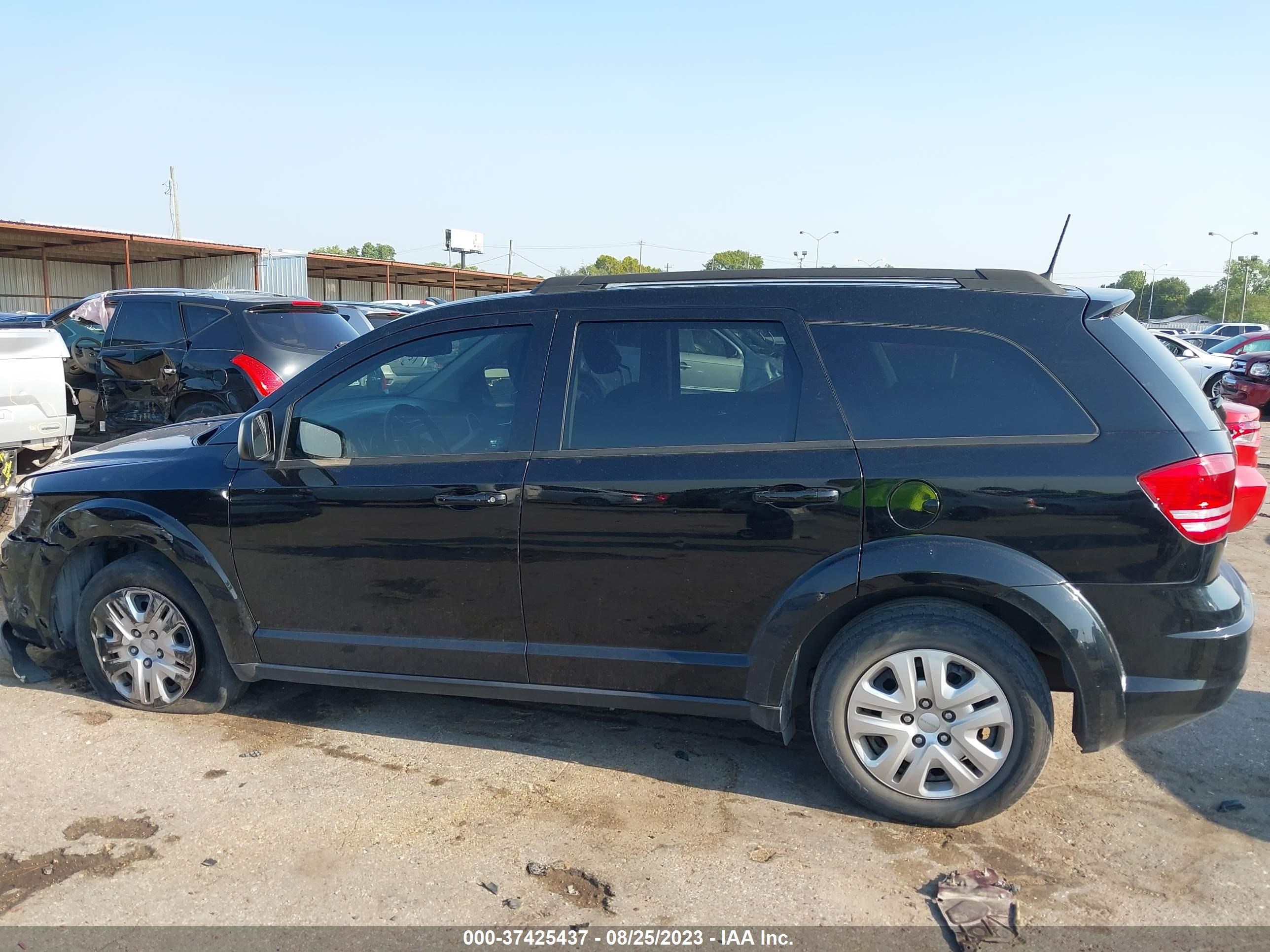 Photo 13 VIN: 3C4PDCAB8LT249187 - DODGE JOURNEY 