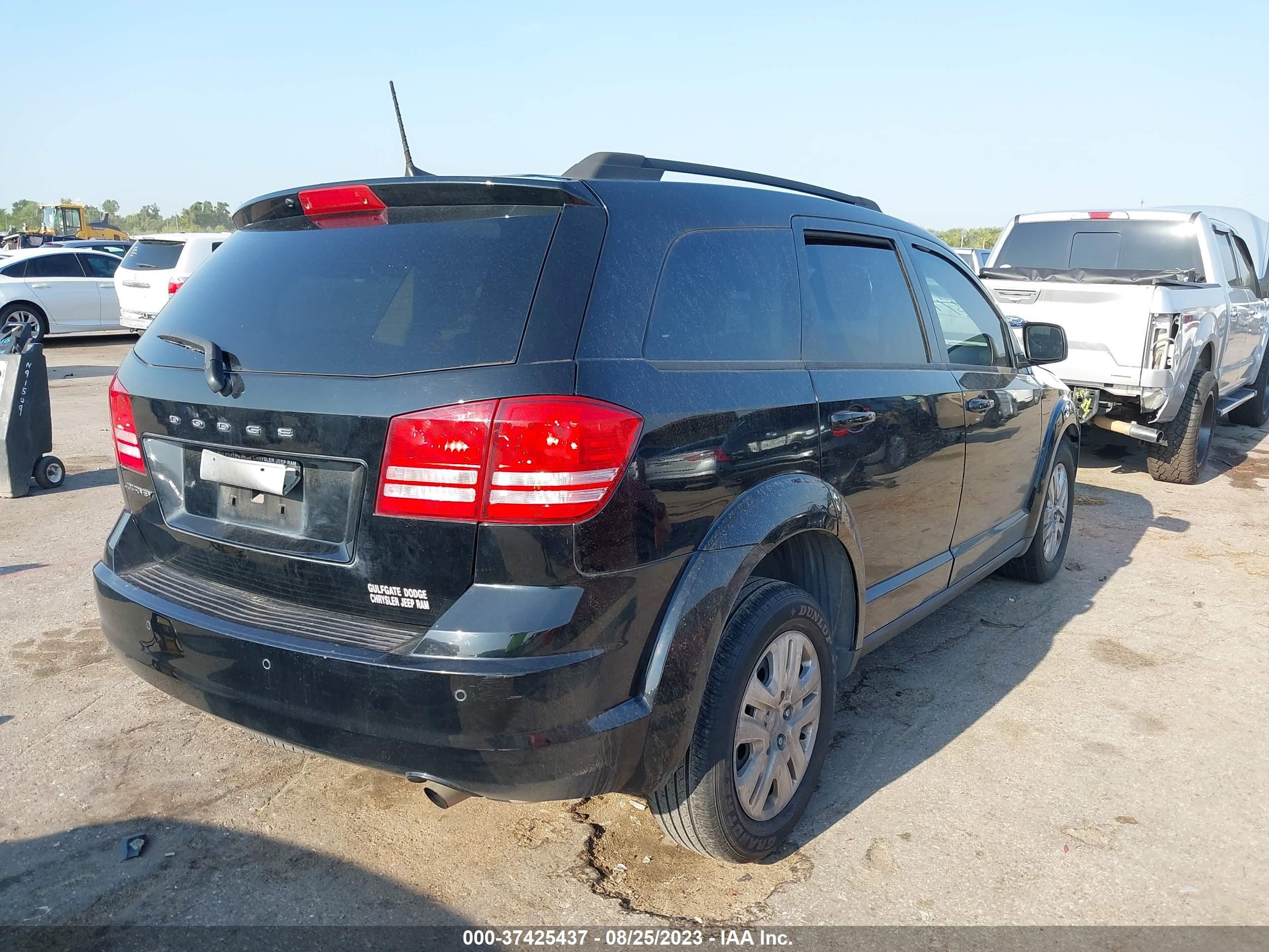 Photo 3 VIN: 3C4PDCAB8LT249187 - DODGE JOURNEY 