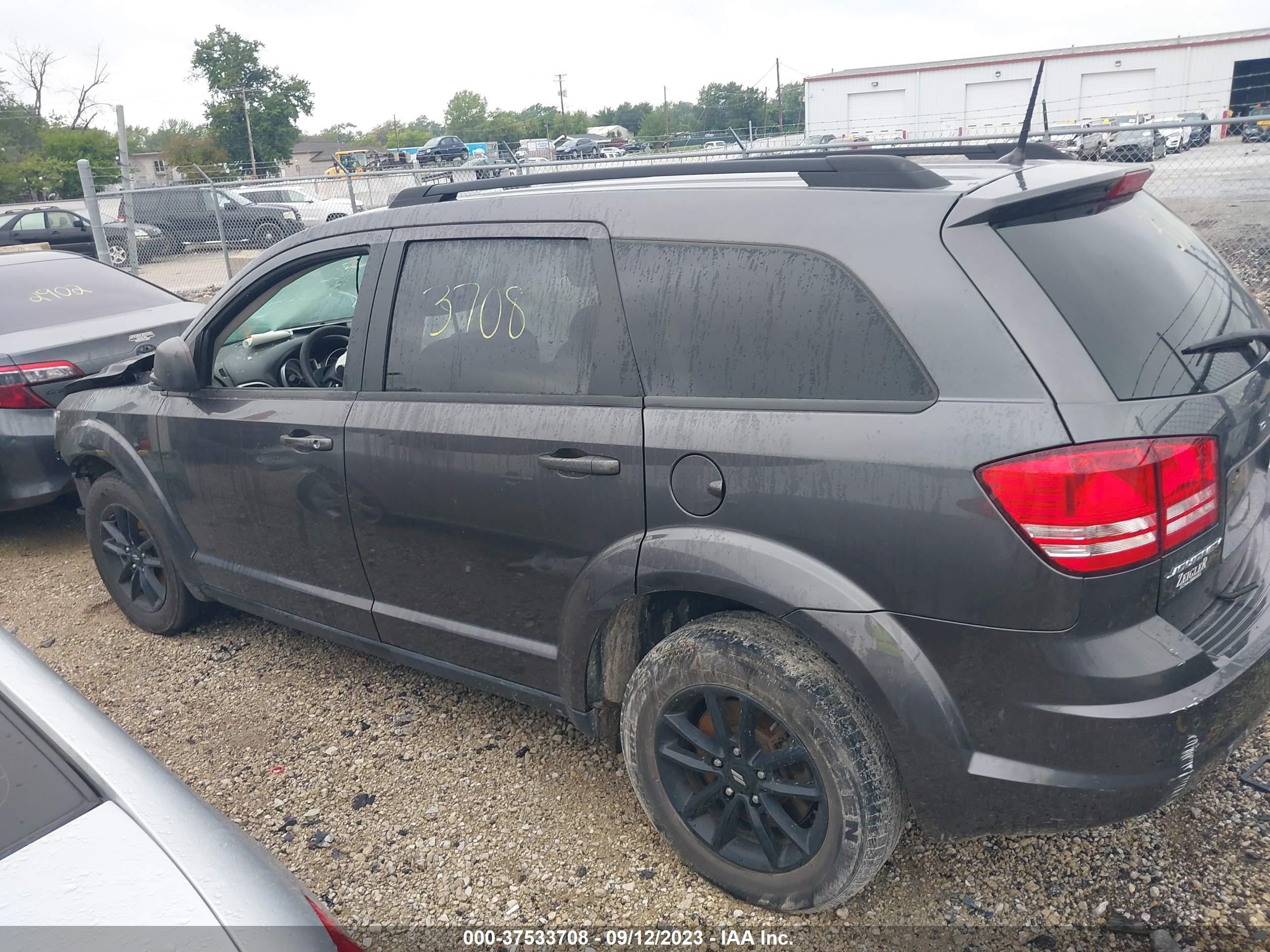 Photo 13 VIN: 3C4PDCAB8LT249545 - DODGE JOURNEY 