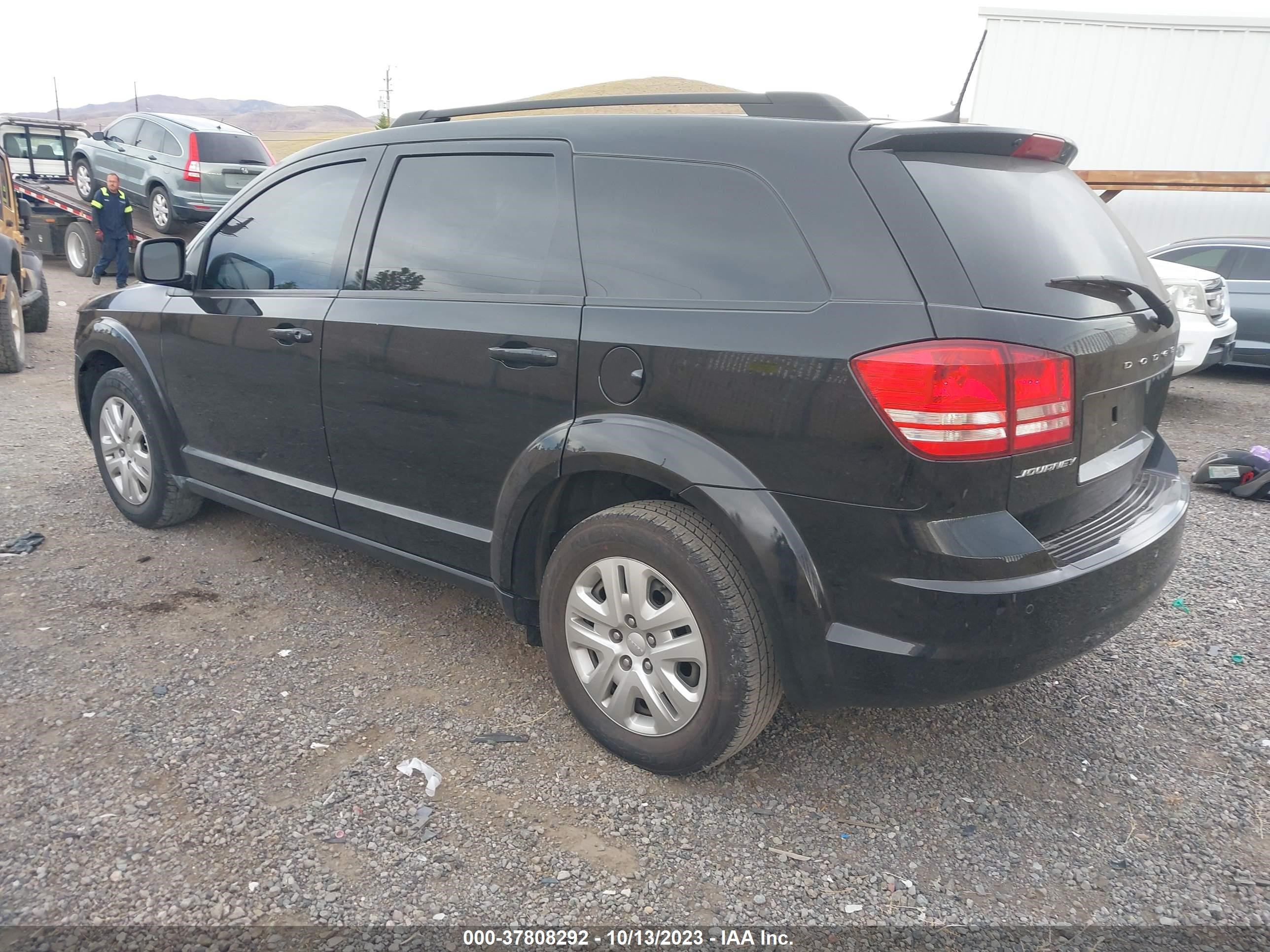 Photo 2 VIN: 3C4PDCAB8LT268029 - DODGE JOURNEY 