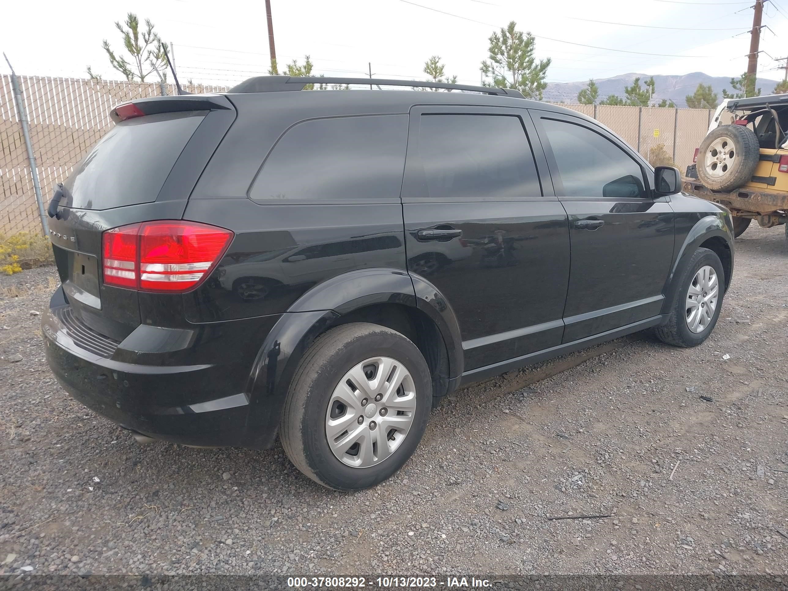 Photo 3 VIN: 3C4PDCAB8LT268029 - DODGE JOURNEY 