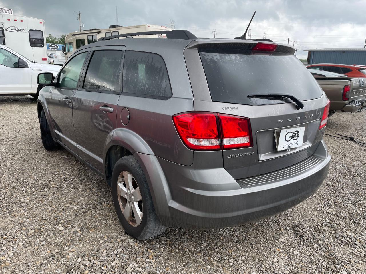 Photo 2 VIN: 3C4PDCAB9CT184527 - DODGE JOURNEY SE 