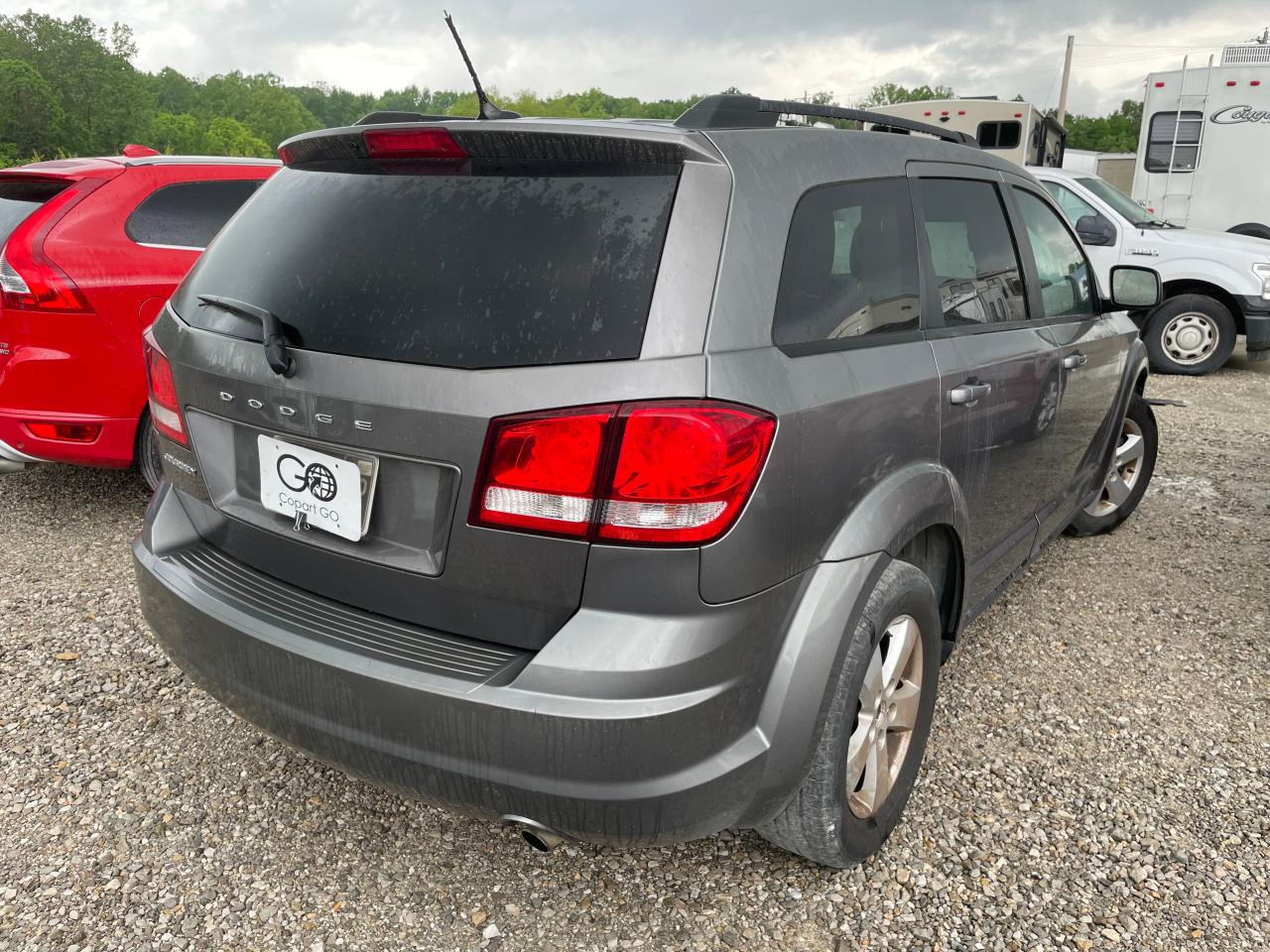 Photo 3 VIN: 3C4PDCAB9CT184527 - DODGE JOURNEY SE 