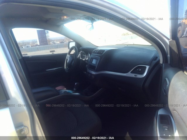 Photo 4 VIN: 3C4PDCAB9CT206851 - DODGE JOURNEY 