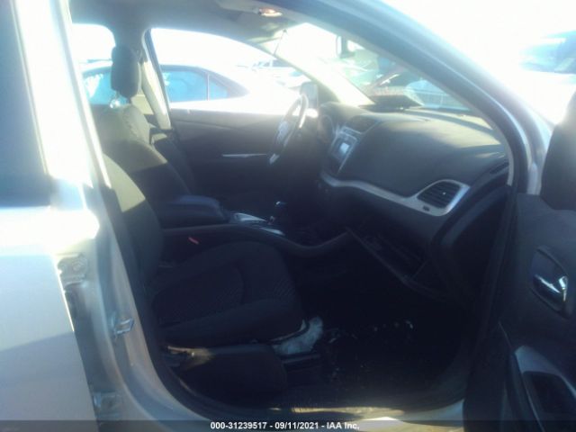 Photo 4 VIN: 3C4PDCAB9CT229837 - DODGE JOURNEY 