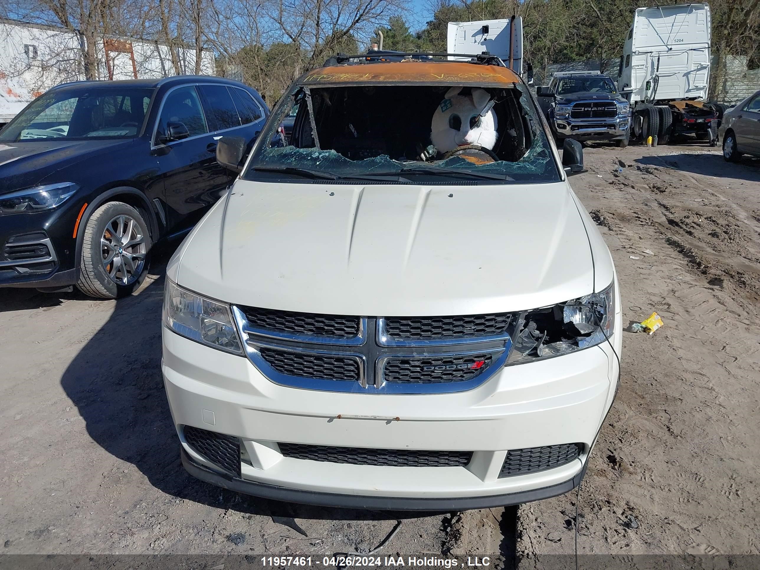 Photo 11 VIN: 3C4PDCAB9FT617624 - DODGE JOURNEY 