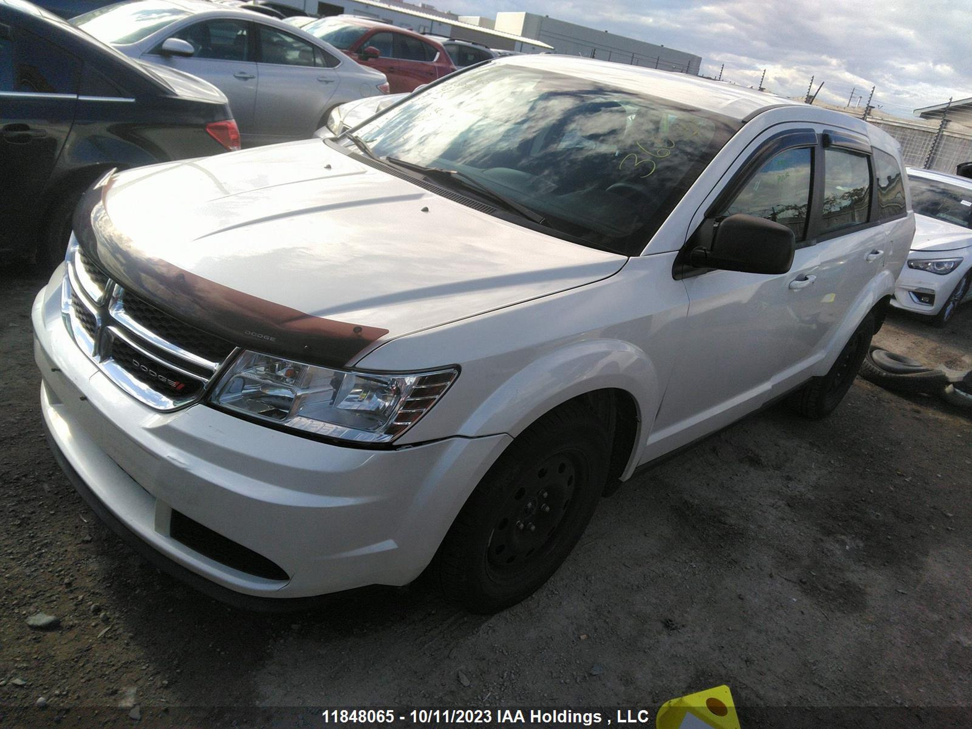 Photo 1 VIN: 3C4PDCAB9FT657914 - DODGE JOURNEY 