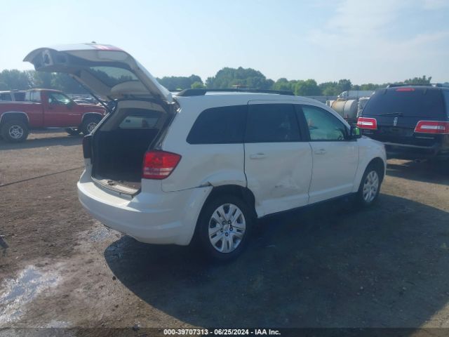 Photo 3 VIN: 3C4PDCAB9HT709867 - DODGE JOURNEY 