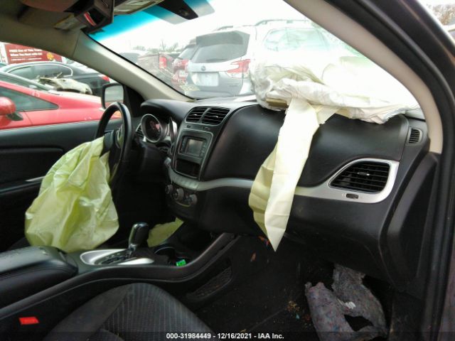 Photo 4 VIN: 3C4PDCAB9JT152576 - DODGE JOURNEY 