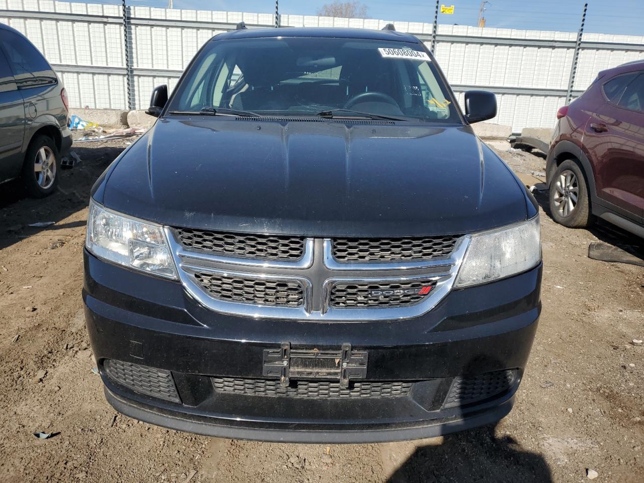 Photo 4 VIN: 3C4PDCAB9JT182919 - DODGE JOURNEY 