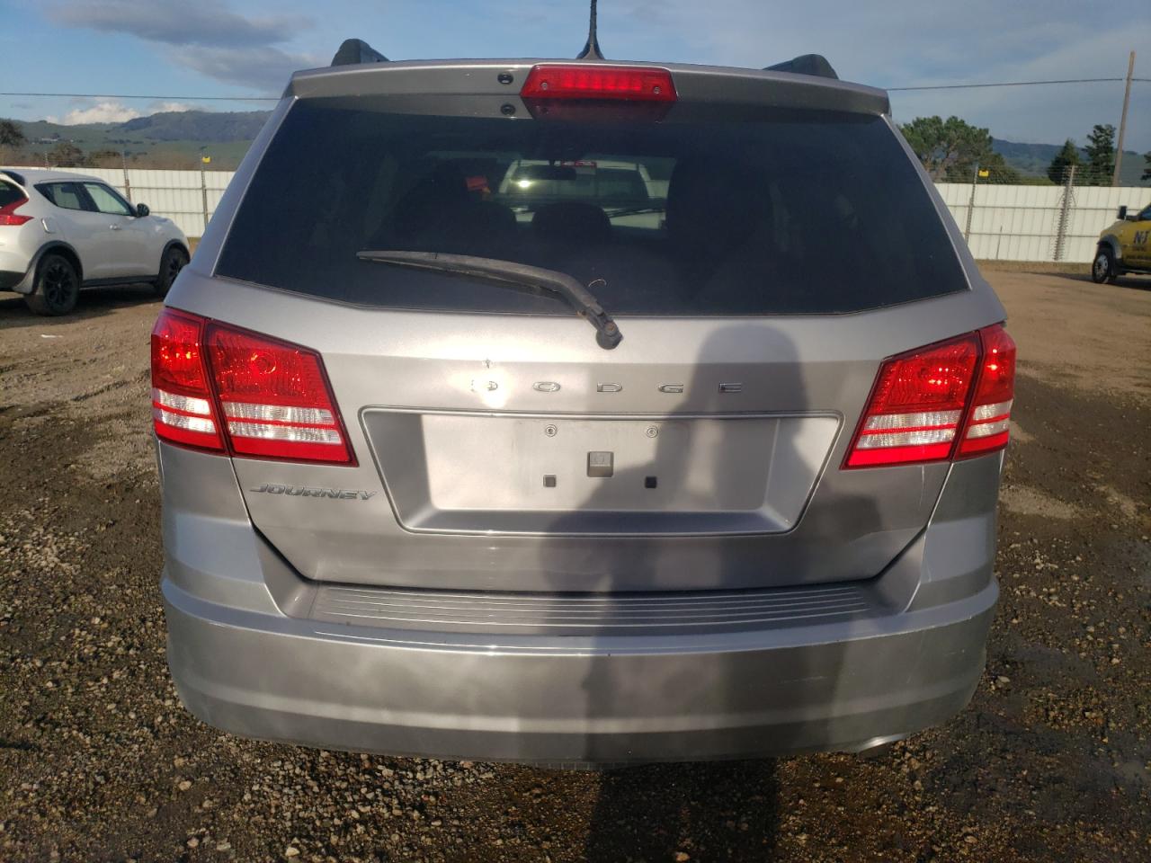 Photo 5 VIN: 3C4PDCAB9JT183116 - DODGE JOURNEY 