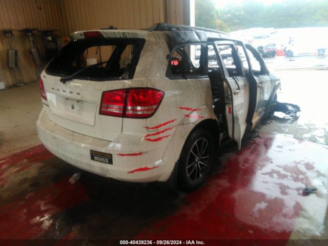 Photo 3 VIN: 3C4PDCAB9JT228233 - DODGE JOURNEY 