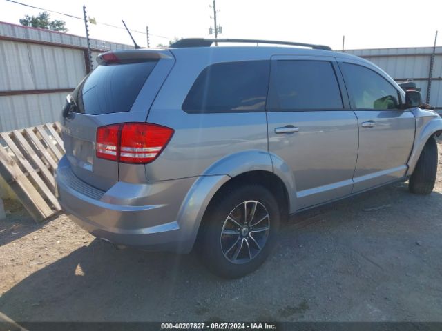 Photo 3 VIN: 3C4PDCAB9JT309460 - DODGE JOURNEY 