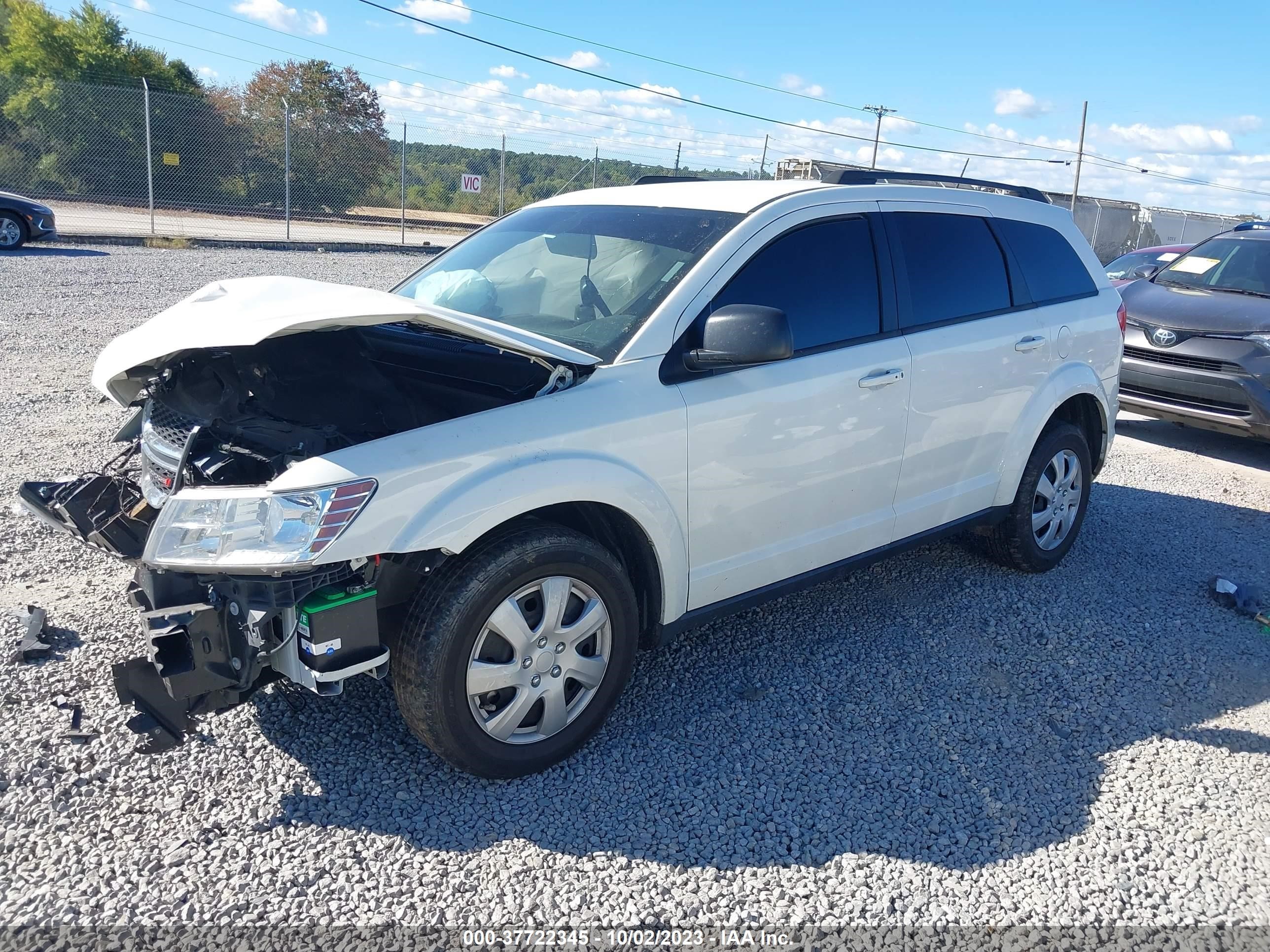 Photo 1 VIN: 3C4PDCAB9JT443109 - DODGE JOURNEY 