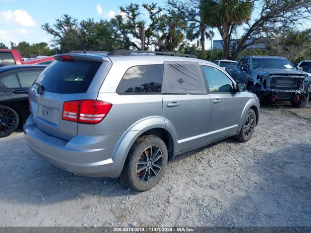 Photo 3 VIN: 3C4PDCAB9JT520805 - DODGE JOURNEY 