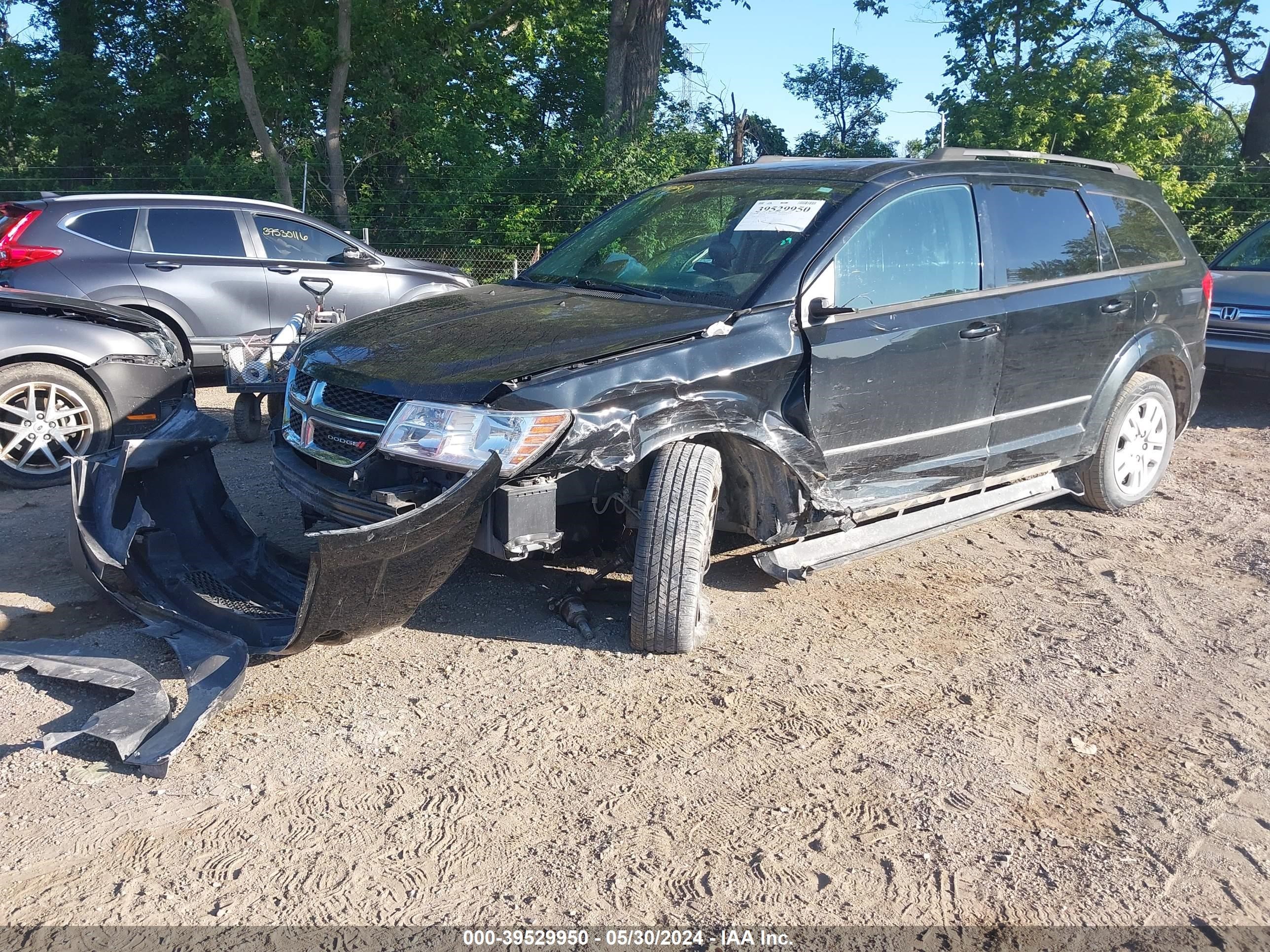 Photo 1 VIN: 3C4PDCAB9JT521503 - DODGE JOURNEY 