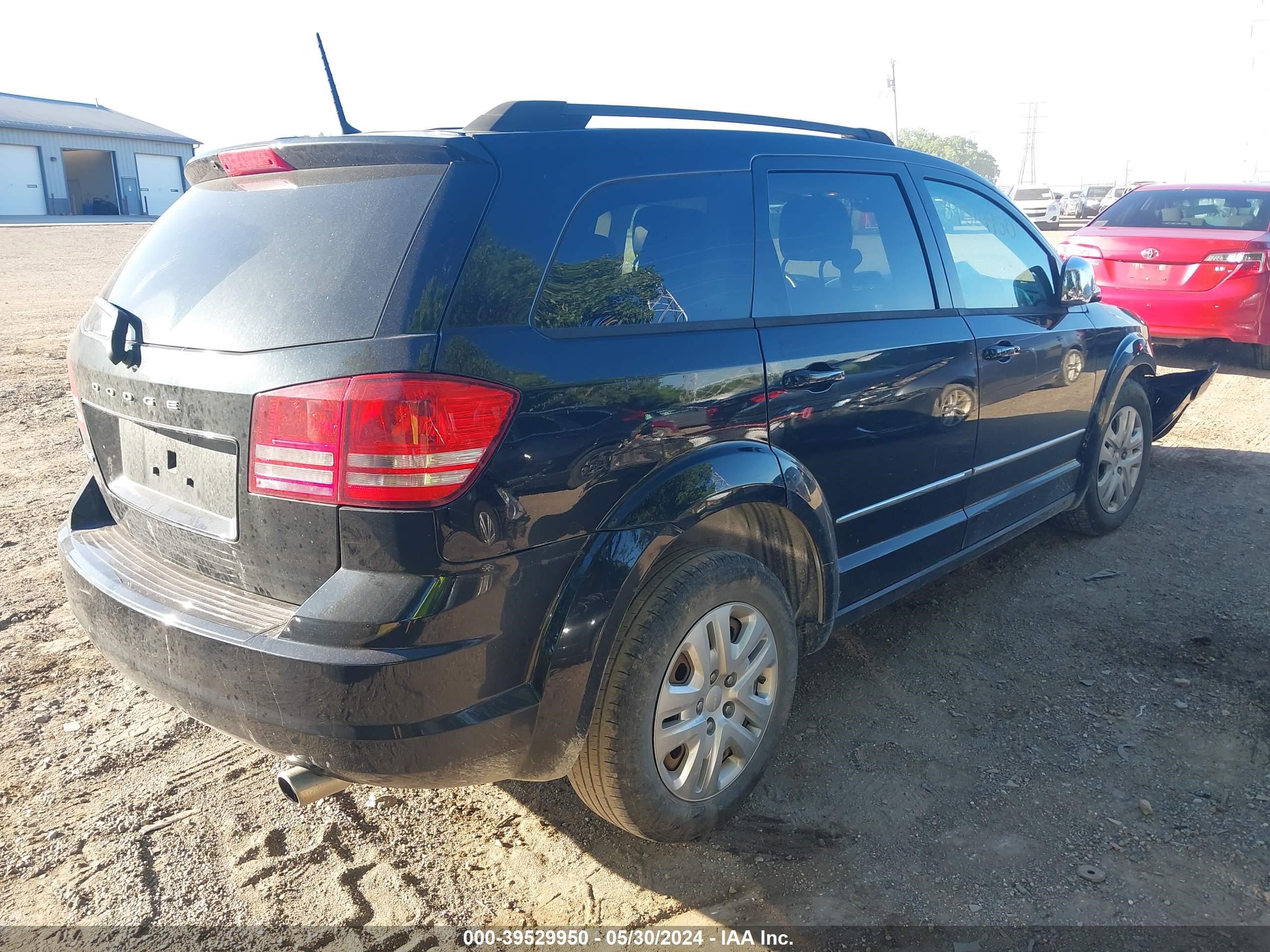 Photo 3 VIN: 3C4PDCAB9JT521503 - DODGE JOURNEY 