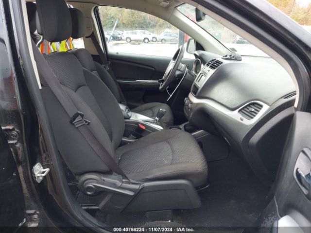 Photo 4 VIN: 3C4PDCAB9KT853152 - DODGE JOURNEY 