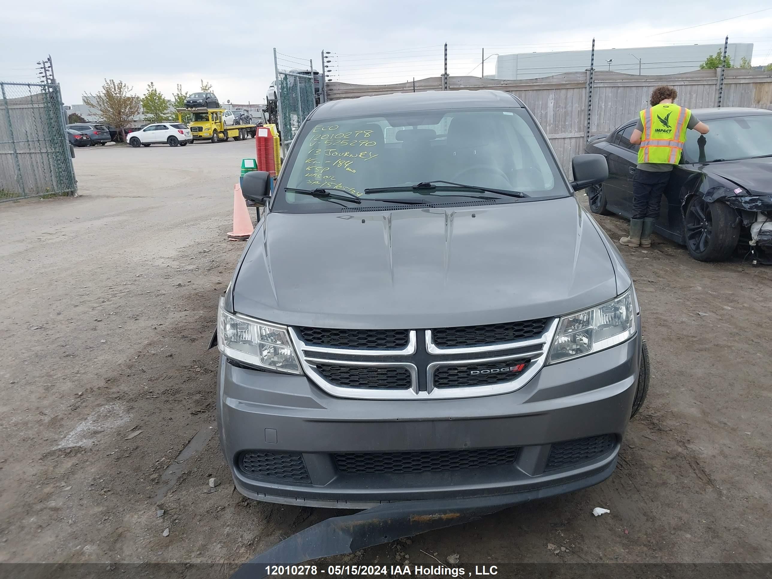 Photo 12 VIN: 3C4PDCABXDT525290 - DODGE JOURNEY 