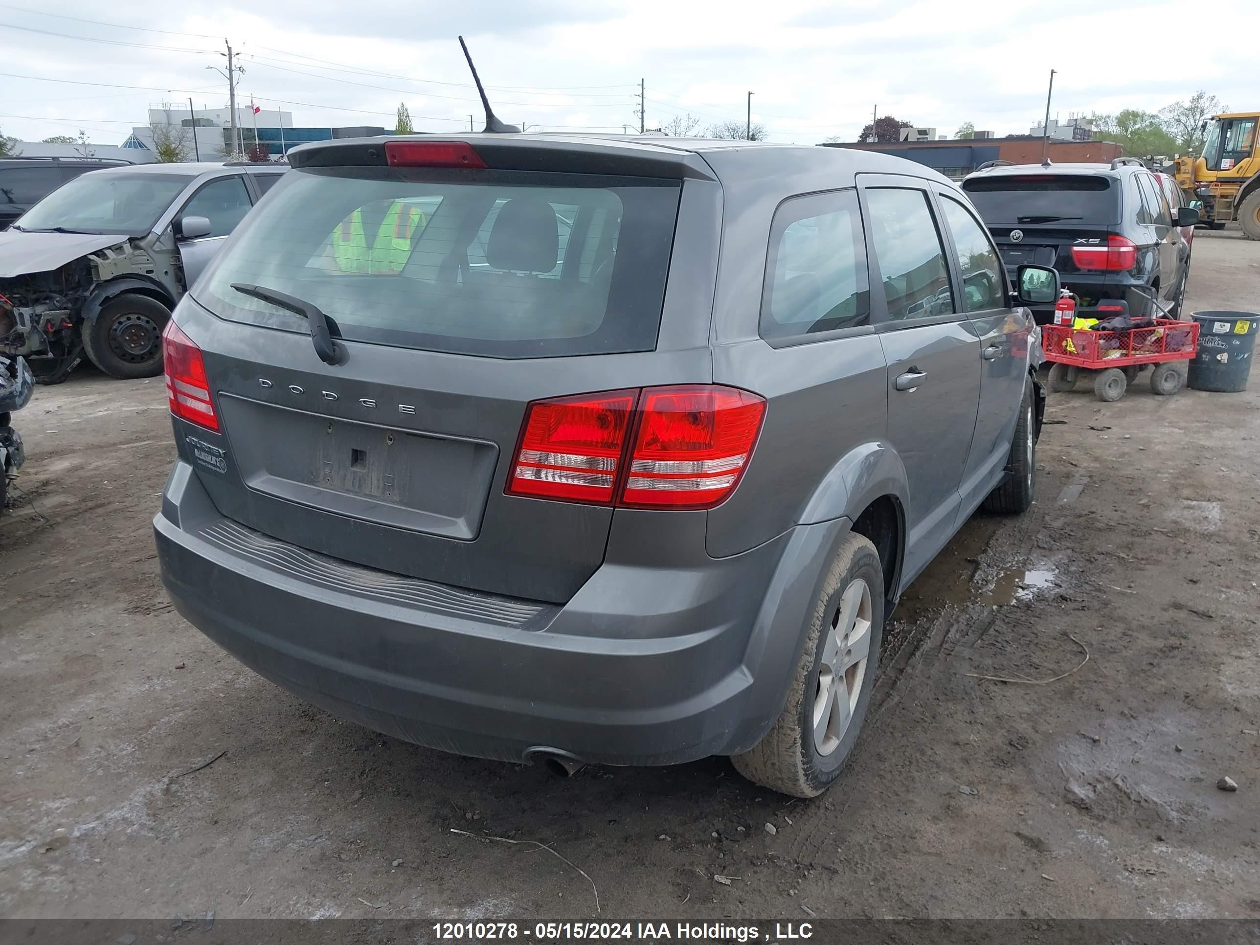 Photo 3 VIN: 3C4PDCABXDT525290 - DODGE JOURNEY 