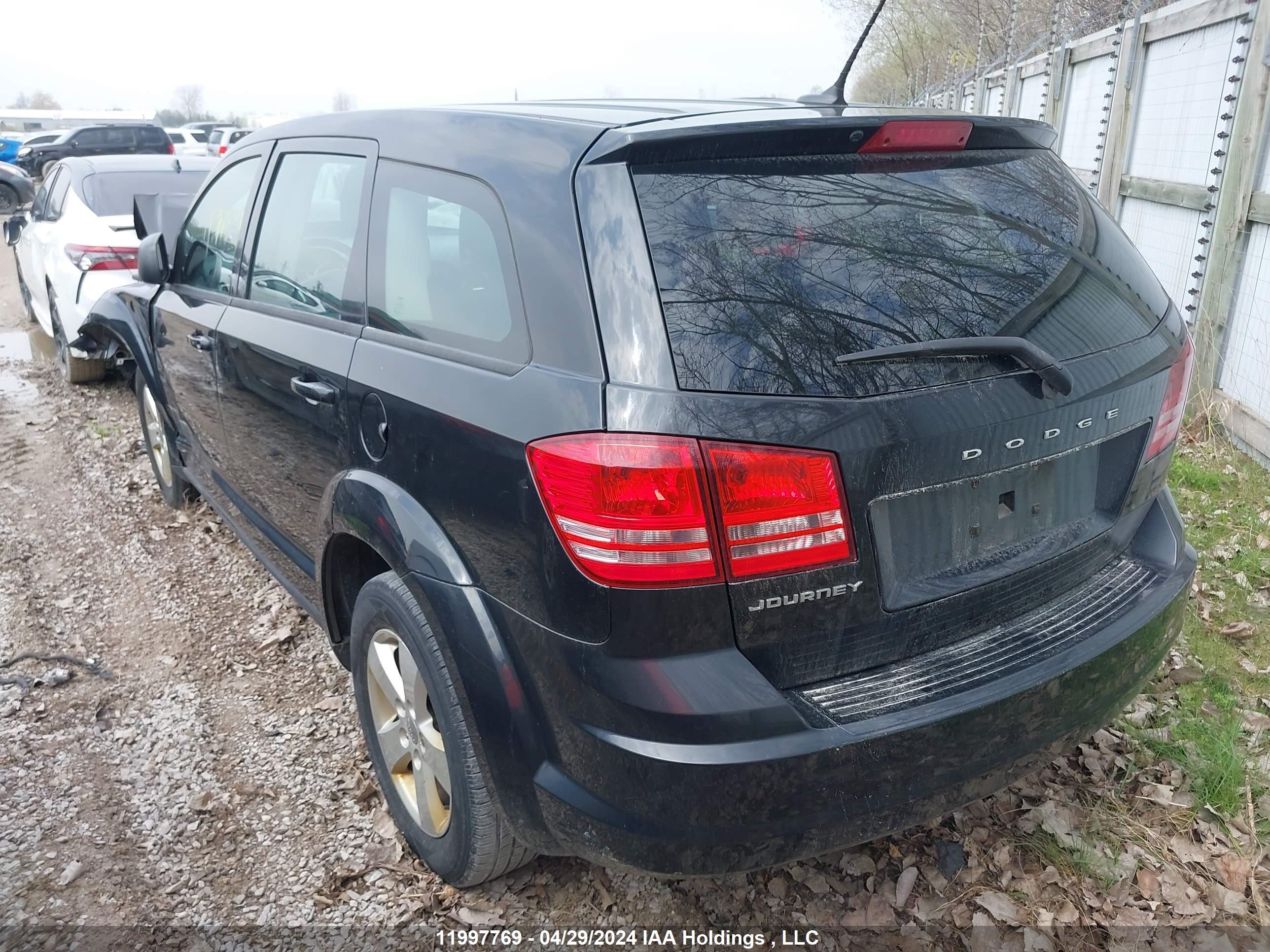 Photo 2 VIN: 3C4PDCABXDT707328 - DODGE JOURNEY 