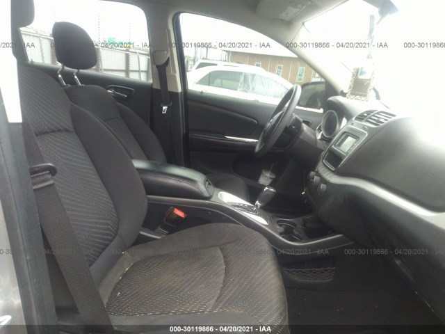 Photo 4 VIN: 3C4PDCABXET101321 - DODGE JOURNEY 