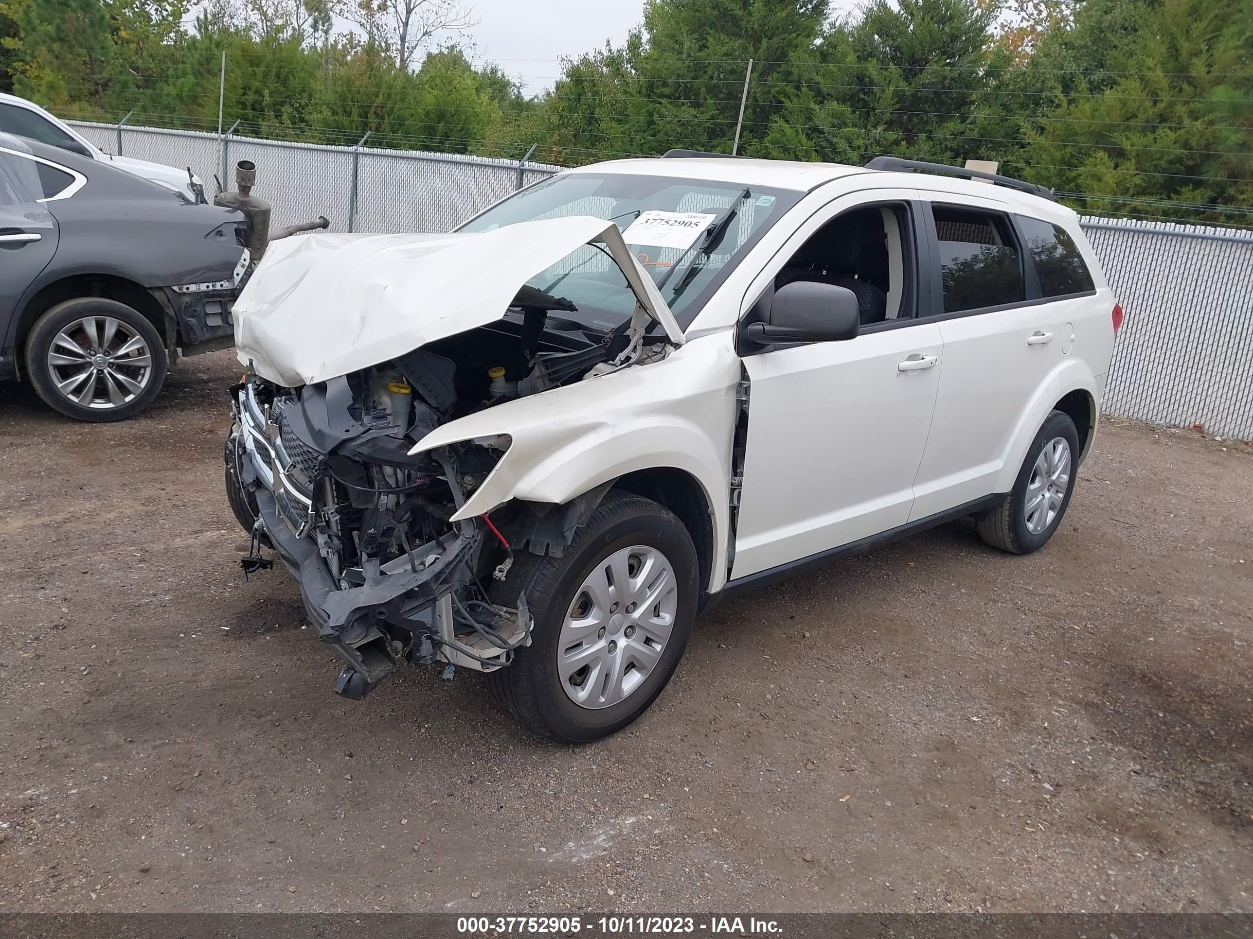 Photo 1 VIN: 3C4PDCABXFT608284 - DODGE JOURNEY 