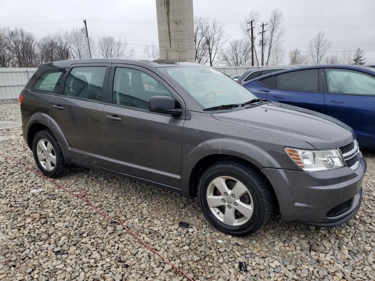 Photo 3 VIN: 3C4PDCABXFT718932 - DODGE JOURNEY 